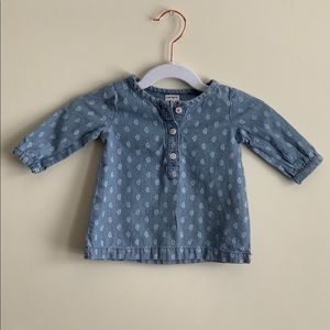Carter’s Baby Girl, casual “Jean” top.